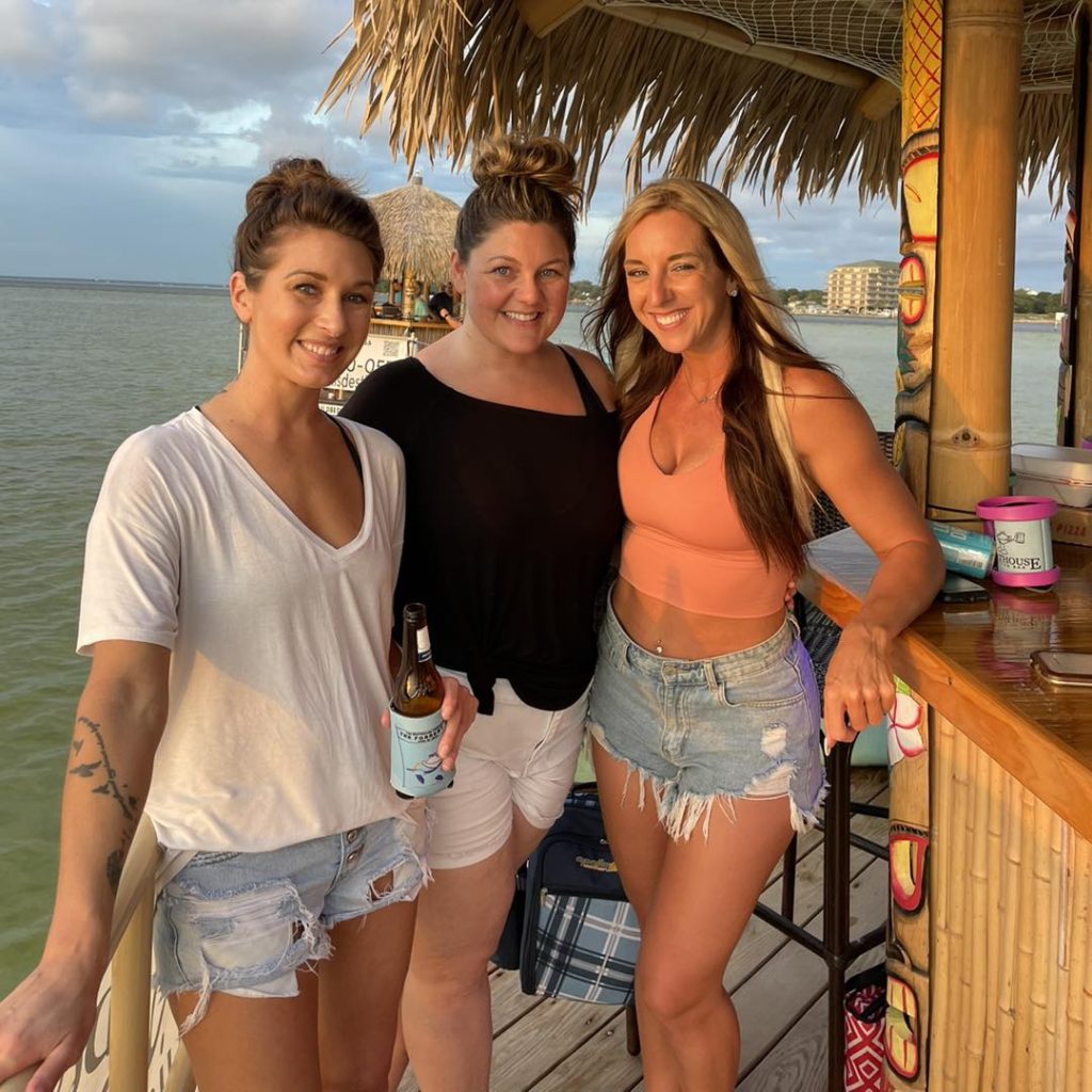 Cruisin' Tikis Panama City